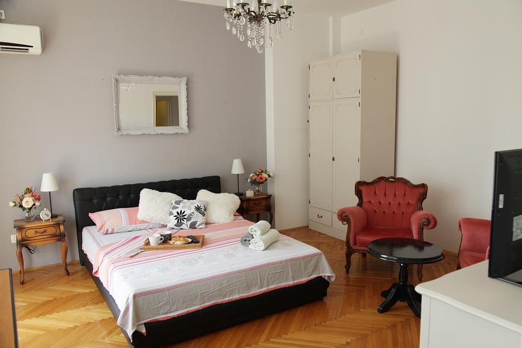 London Apartment Белград Номер фото